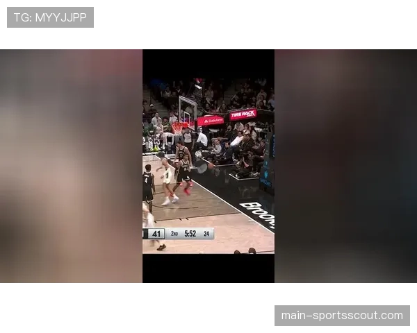 班巴-迪昂在第58分钟接队友传球，禁区内冷静挑射得分锁定胜局